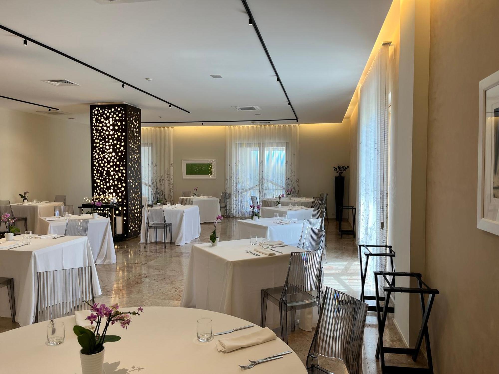 Pietre Nere Resort & Spa Модика Екстериор снимка