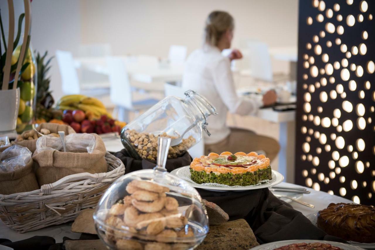 Pietre Nere Resort & Spa Модика Екстериор снимка