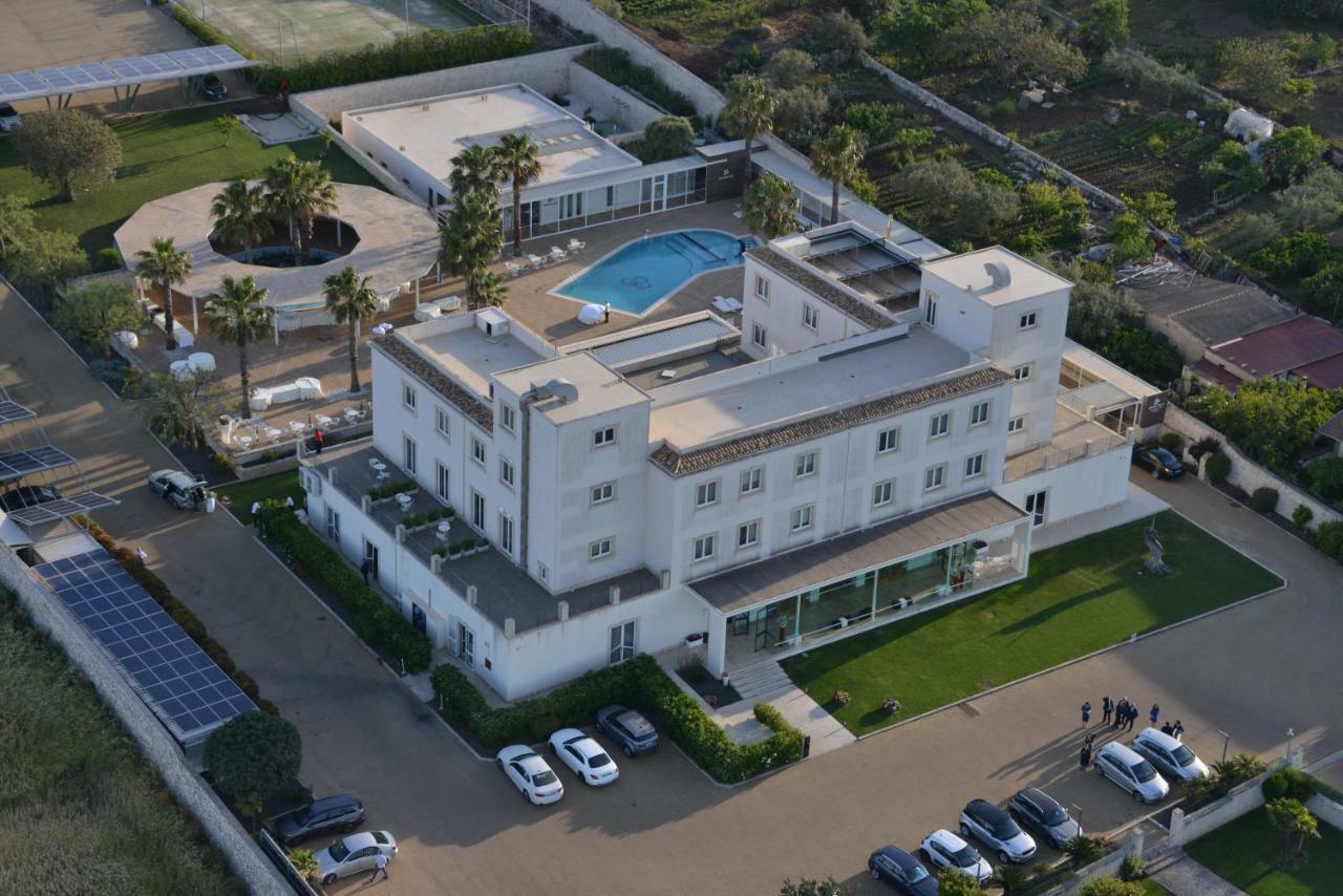 Pietre Nere Resort & Spa Модика Екстериор снимка